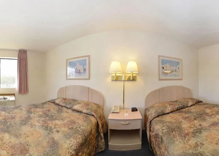 Super 8 By Wyndham 3* Yuma