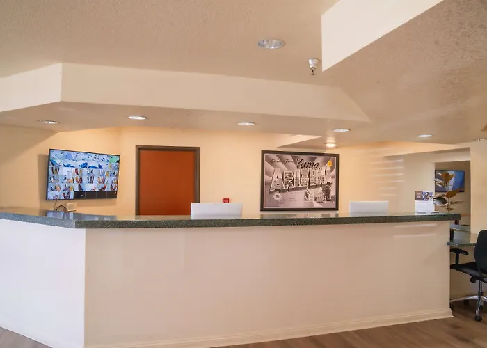 Hotel Super 8 By Wyndham 3*