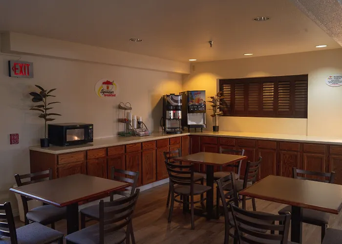 Hotel Super 8 By Wyndham 3*