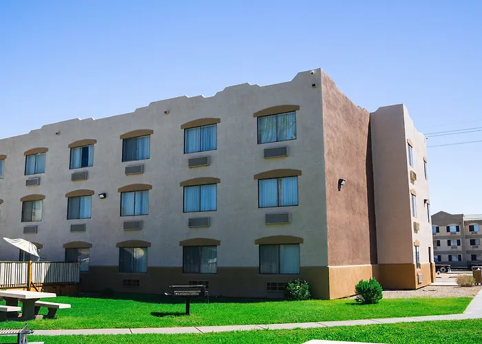 Super 8 By Wyndham 3*