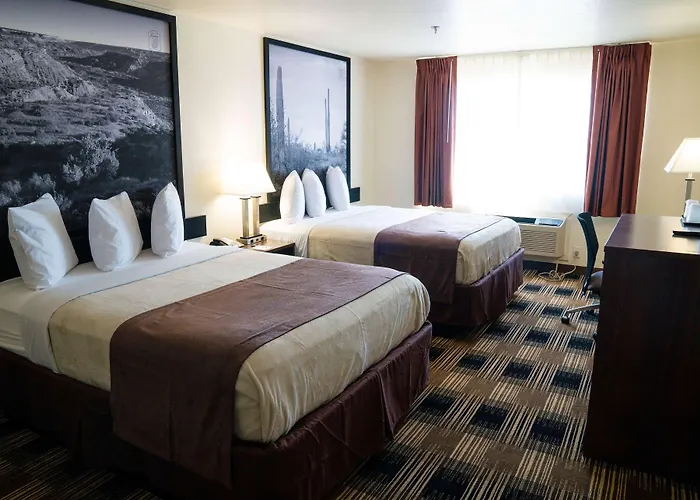 Super 8 By Wyndham Hotel