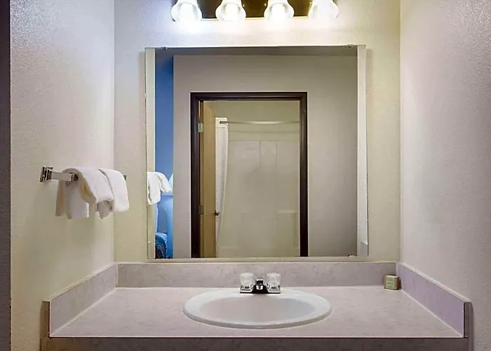 Super 8 By Wyndham 3* Yuma